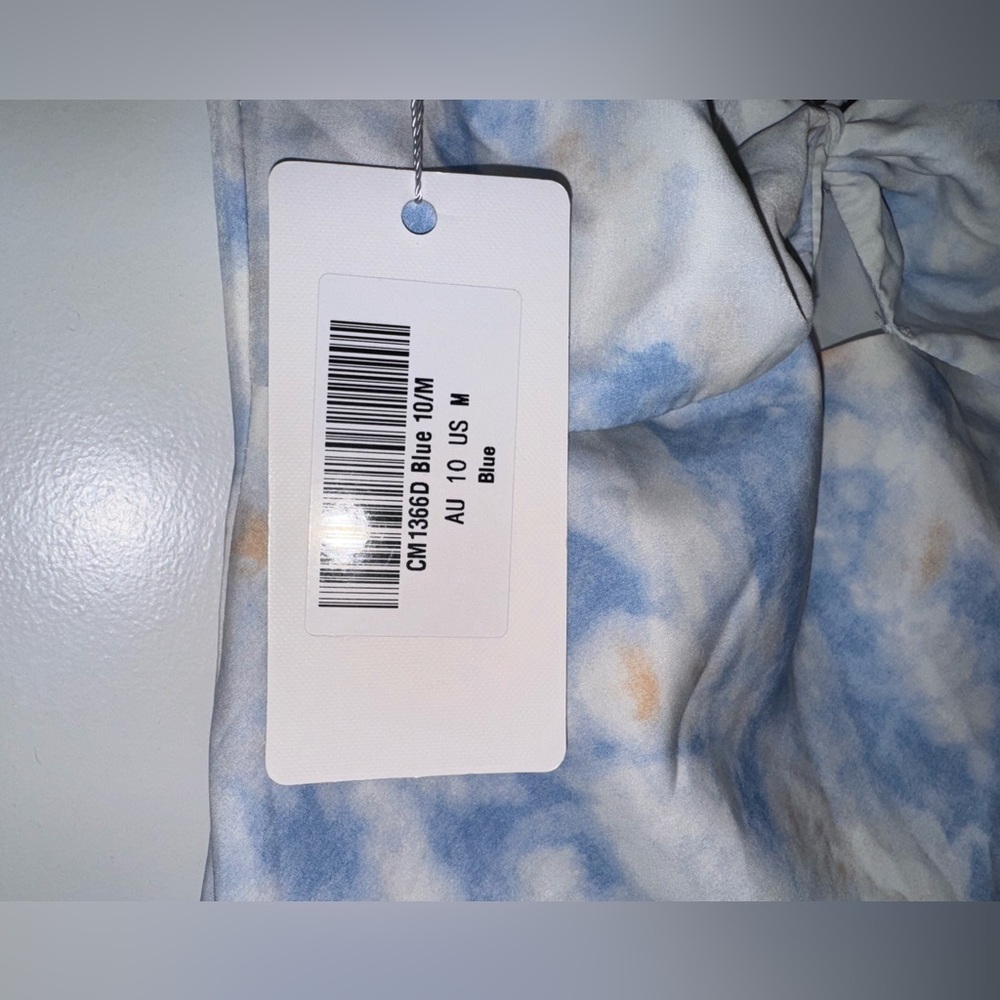 She Reigns Twist Bust Split Midi Dress US M - Picture 9 of 11